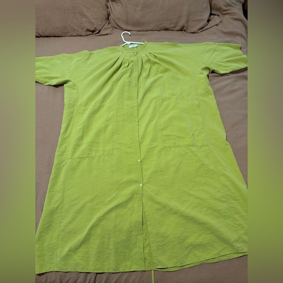 THEW DRESS - Picture 2 of 8